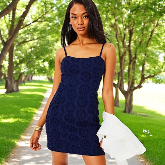 Lilly Pulitzer Shelli Eyelet Mini Dress in True Navy NWT - Size 0 - Picture 1 of 9